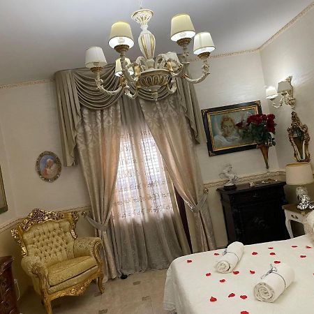 Regina Suite Μπρίντιζι Εξωτερικό φωτογραφία