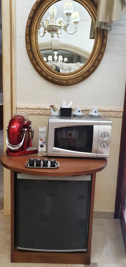 Regina Suite Μπρίντιζι Εξωτερικό φωτογραφία